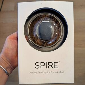 Aspire Wireless Activity Tracker in Silver